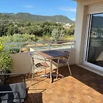 T3 A - 2 Avec Terrasse Et Parking Gratuit Proche Du Centre Et Des Plages * Ajaccio