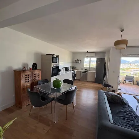 Lumineux à 2 Apartamento