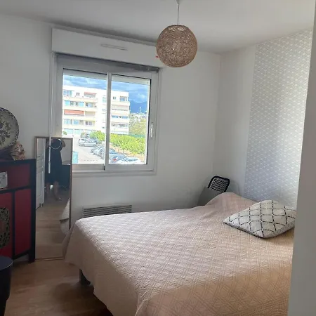 Apartment T3 A - 2 Avec Terrasse Et Parking Gratuit Proche Du Centre Et Des Plages